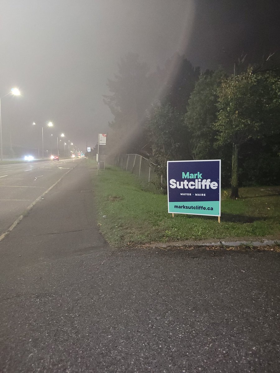TejDulat's tweet photo. #imwithMark
Late night signs action in Kanata
@_MarkSutcliffe #ottvote https://t.co/m71ZW0ar5D