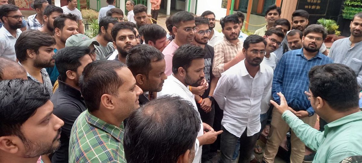ShrutiM001's tweet photo. #postpone_uppsc_mains2022
Must be postponed uppsc main22 as there is overlapping issue due to not declaring of uppcs'21 result yet as it got delayed by court matter. So loss of psychological,economic &amp; administrative efficiency here . 
@myogiadityanath @brajeshpathakup @kpmaurya1 https://t.co/rWtrryOBN9