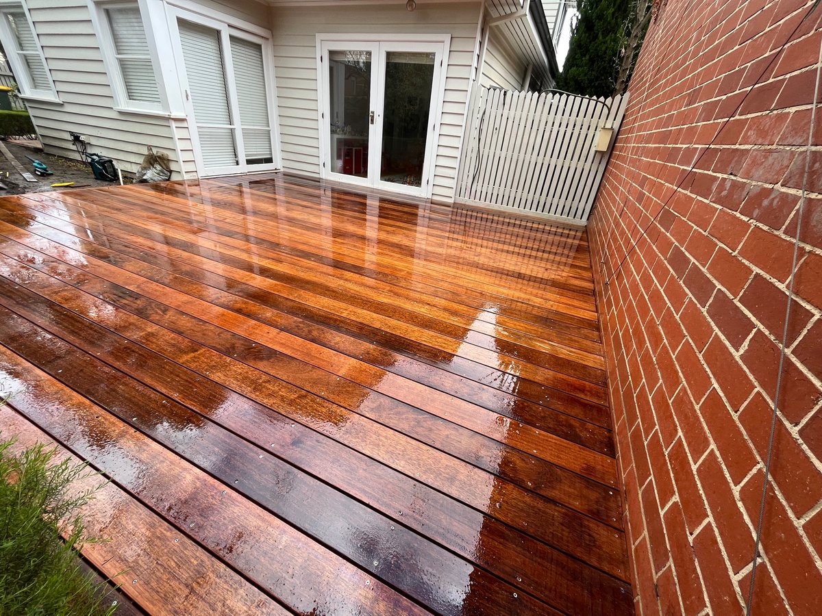 Outdecoliving1's tweet photo. If you're looking for a sturdy, durable and beautiful decking option, look no further than merbau! This natural wood is perfect for any outdoor space. Contact us today for a free quote!
https://t.co/DbS04mltX9
#merbau #merbaudecking #deckingmerbau #merbaudeckingMelbourne https://t.co/XgFBDoDpW7