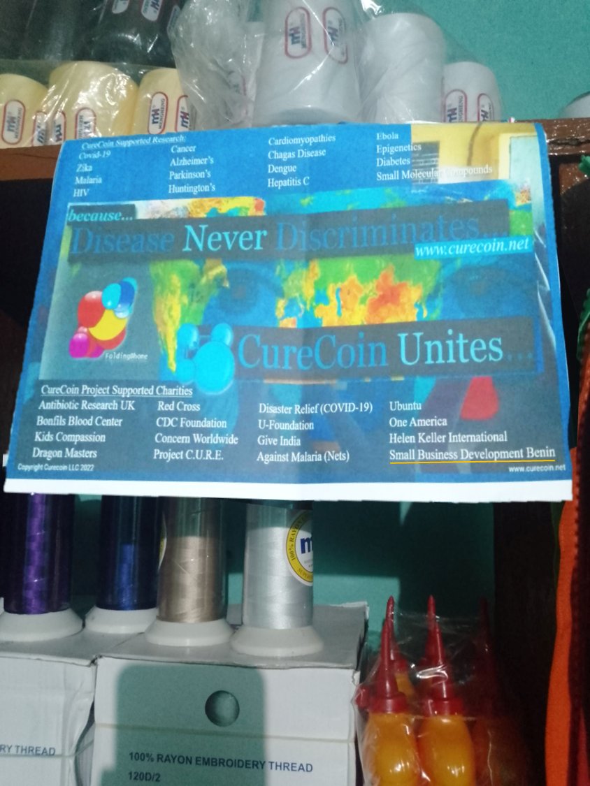 CureCoinProject's tweet image. Small business development in Benin. Friends of #Curecoin Mamoudou &amp;amp; his sister started a sewing supply in Cotonou w/ the help of CURE. Benin is not on any crowdfunding site and micro-loans use land as collateral. Donate CURE to support this &amp;amp; other causes curecoin.net/donate-curecoi…