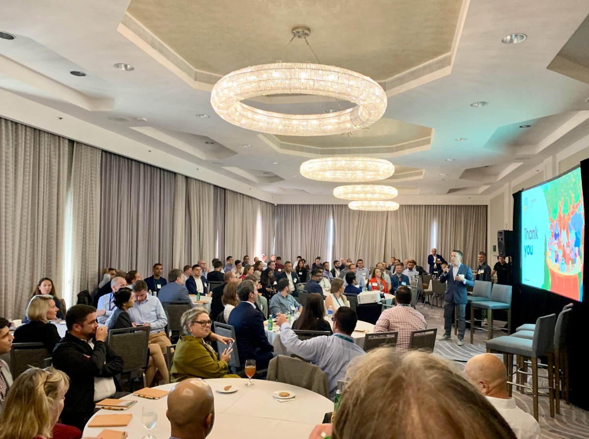 mattchinni's tweet photo. What a Day 0! @Dreamforce hasn't even officially started, but it was an amazing day with our #Communications #Media #Tech #Trailblazers today. TY for all who came! #CMTSummit https://t.co/OA6uTTIiGd