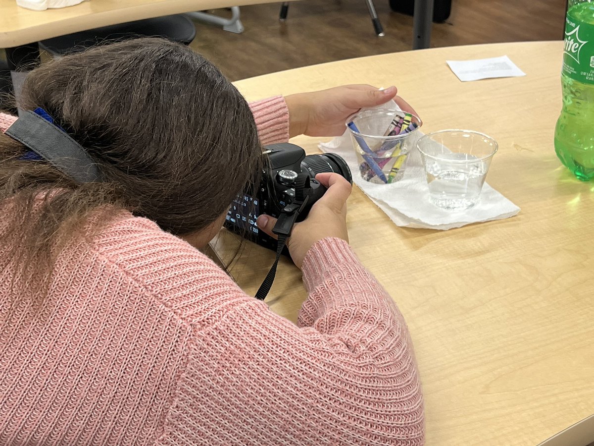 Practicing macro photography with our new DSLR cameras! #sparkleon #d76diamonds <a href="/DLDistrict76/">Diamond Lake District 76</a>