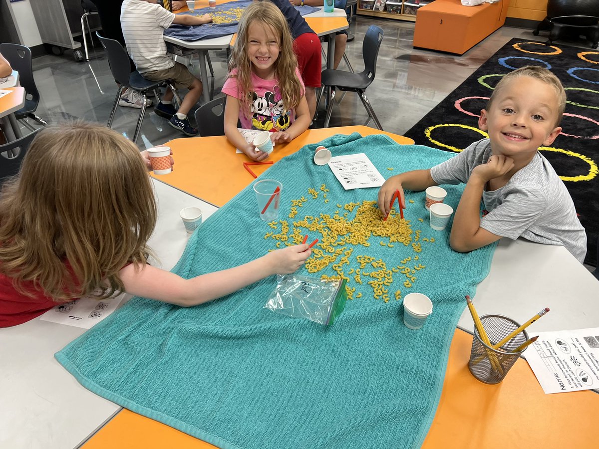 Find the best beak! We discovered different beaks are best for different kinds of food! <a href="/ctetigers/">Cumberland Trace ES</a> <a href="/MrsWillis_CTE/">Amanda Willis</a> <a href="/MrsDarnell_CTE/">Lori Darnell</a>