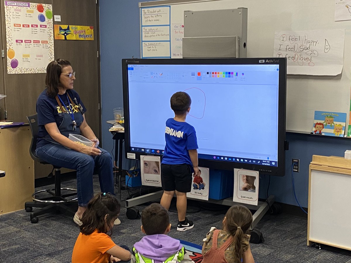 EvaPCFISD's tweet photo. Today, these writers in PreK used shapes to draw people. #MsWargo #MrsJackson #PreK #WritingCircle @Hancockcfisd https://t.co/6De16UiaYW