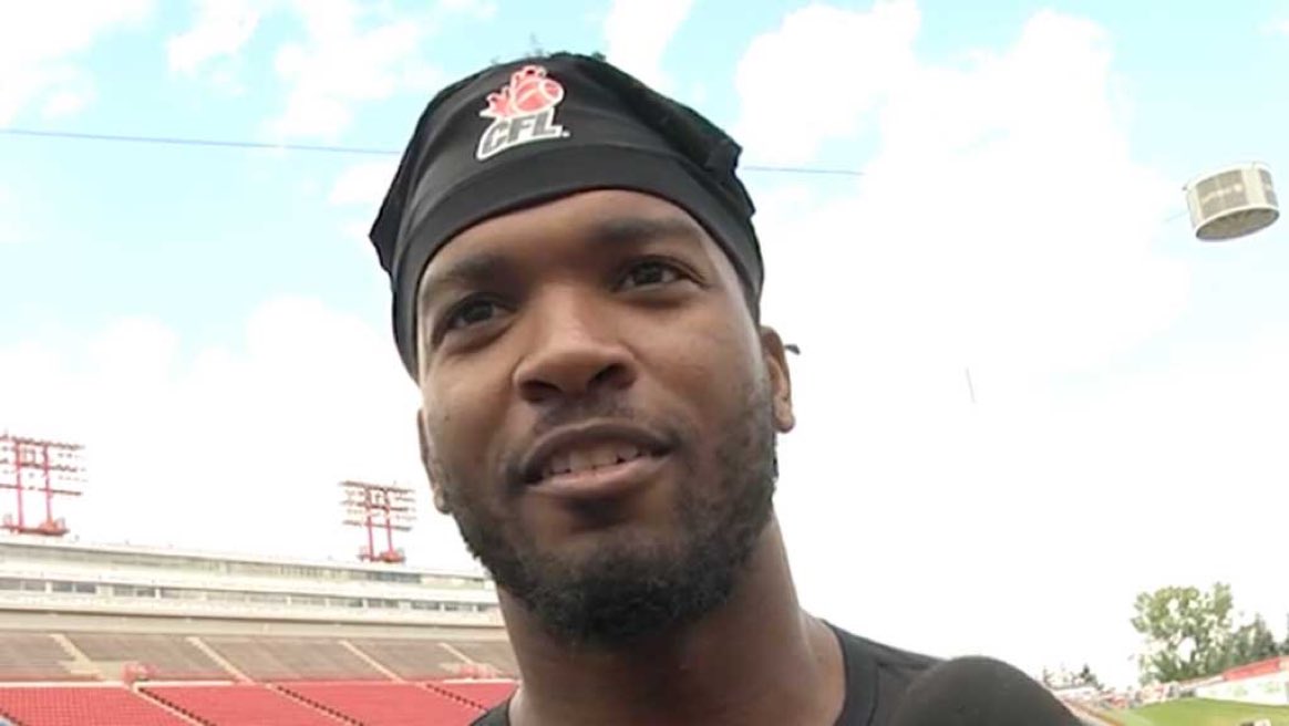 SmileyYYC's tweet photo. Thinking of #MylanHicks right up. @calstampeders #RestInPeace https://t.co/UOBWbni7ww