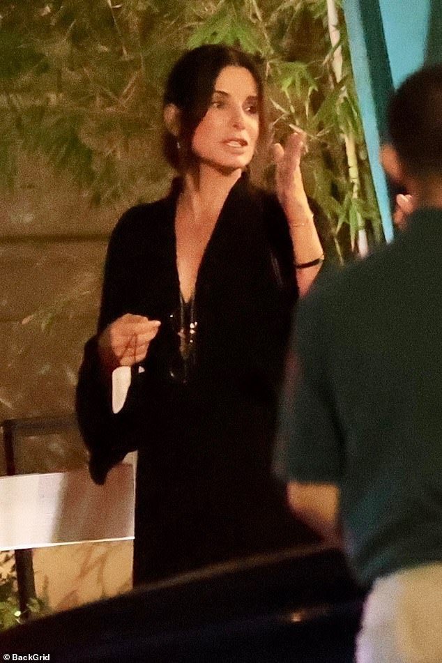 bullockslays's tweet photo. Oh my god, Sandra Bullock!!!!!!! https://t.co/x8qziuIPtN