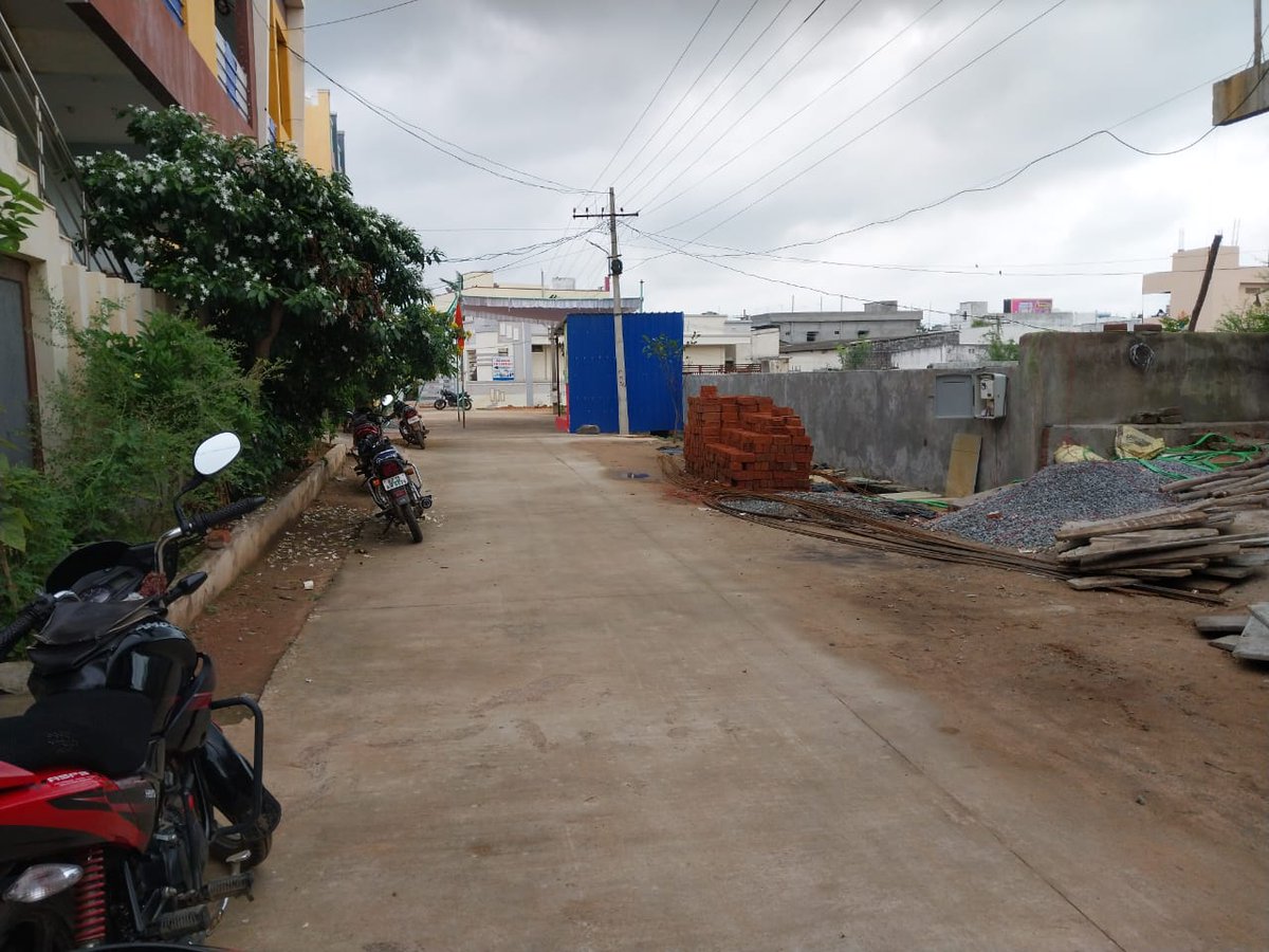veldandi's tweet photo. Dear KTR, MLA, and team, kindly help Husnabad TRS municipality chairman &amp; commissioner (they are awesome) in removing an illegal structure constructed in the middle of a road (in front of our land)? Local opposition standing against justice. @KTRoffice @KTRTRS @SatishVodithala https://t.co/r77BZC3Oz6
