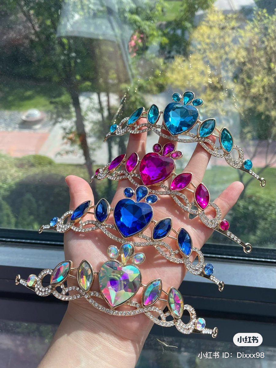 อยากซื้อมาใส่กับเพื่อนเลย บาร์บี้บาร์ใจ 💐♡