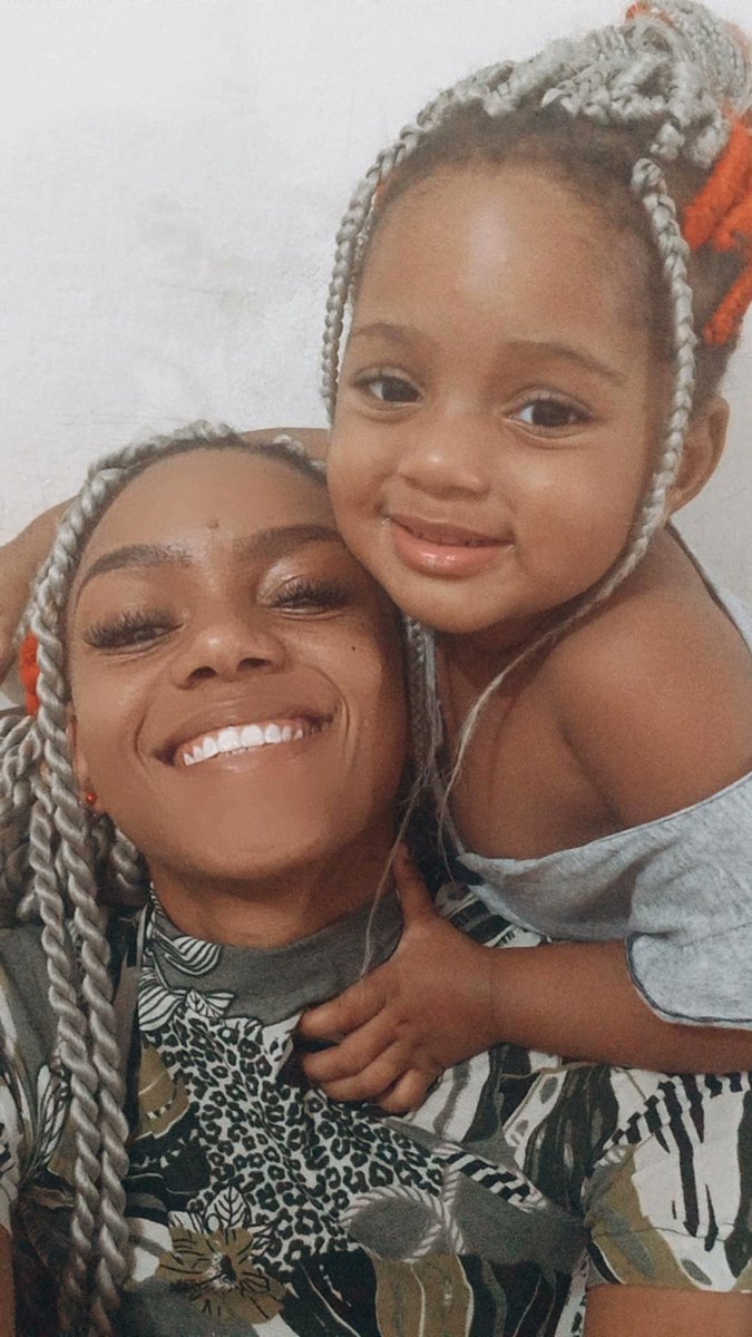 Marceliisilva's tweet photo. A melhor parte de mim, meu clone, meu estresse e minha calmaria.. Eu amoooooo https://t.co/1W6K7lkOlK