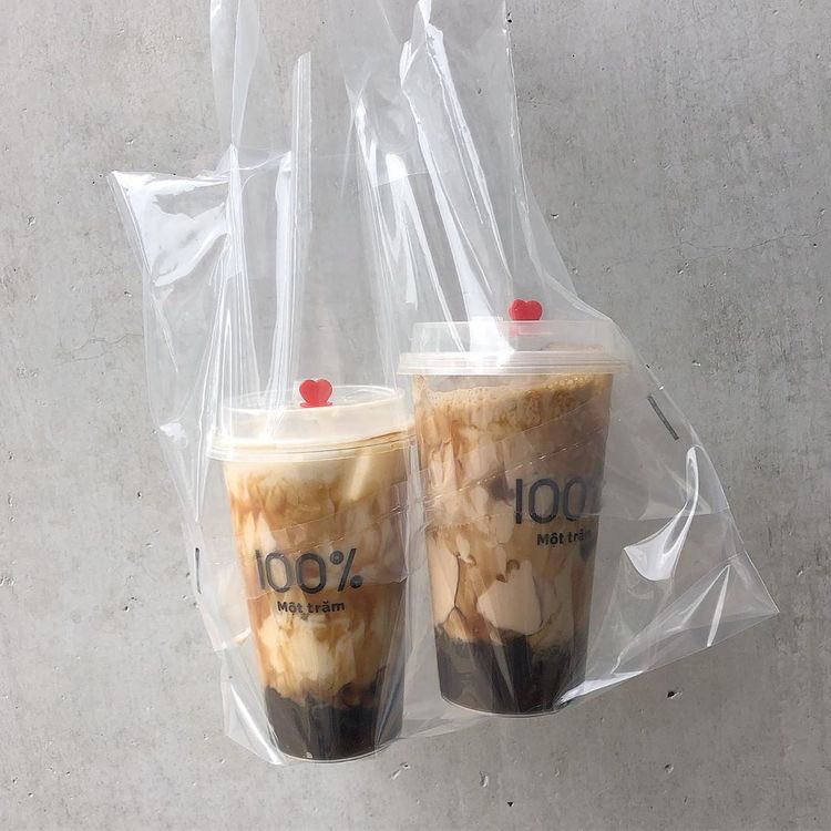 luvdeliver's tweet photo. to: @hsnluvr
from: anon 

[cat plush and milk tea]

“i hope you get the highest grades you want. if you ever thought of quitting, just remember that you can dm the one giving you hugs! im rooting for you 🌳” https://t.co/x47NVJIZ4T
