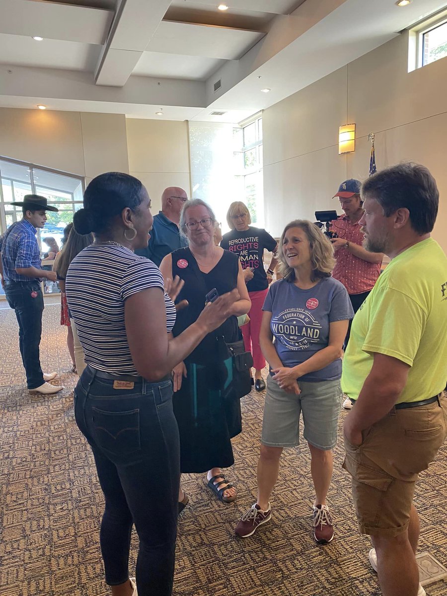 Lakefedteach's tweet photo. Great event at LCFT with Governor JB Pritzker, Lt. Juliana Governor Stratton, US Representative Brad Schneider, IL Senator Adriane Johnson, IL Representative Rita Mayfield, and candidates Judge Liz Rochford (IL Supreme Court district 2), Mary Edly-Allen  and Laura Faver-Dias. https://t.co/VOuZ0ypR63