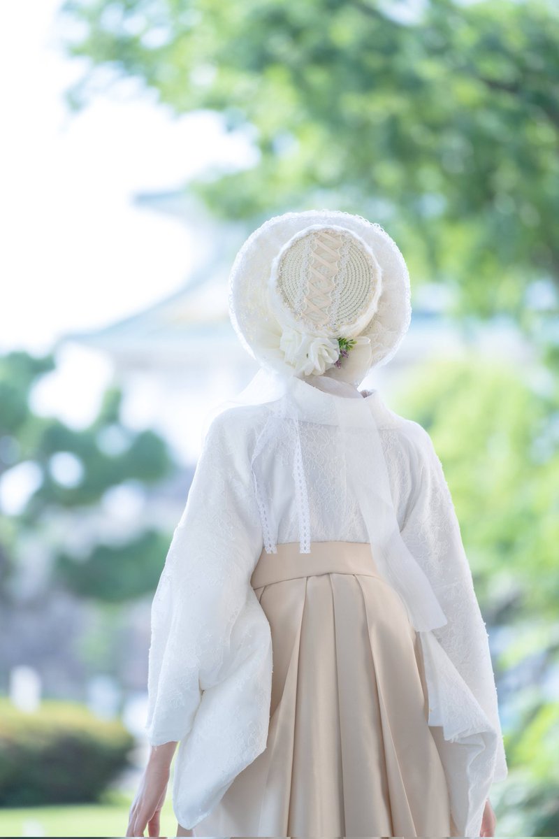 oukakimono's tweet photo. 2023年3月卒業生の方必見！

一生に一度しか無い、
狭間の瞬間を彩る袴。
袴を着て卒業のお祝いをしませんか😌？
❤���❤︎❤︎❤︎❤︎❤︎❤︎❤︎❤︎❤︎❤︎❤︎❤︎
新作の振り袖、小物もたくさん入荷中。
コーディネートに困った時は...スタッフにお任せください。 https://t.co/NGKJBPbHO1