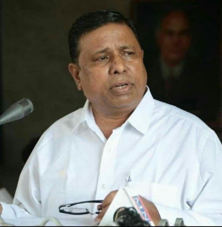 RSS को 2025 को 100 साल पुरे हो जाएगे  इस सौ साल में वह खुद की सेकुरिटी कर नहीं सकते उनके सुकुरेटी को केंद्र सरकार अपनी फोज लगा दी लोग बेवजह आरएसएस को डरते है! 
Waman meshram
#6thOctChalo_RSSHeadquarter