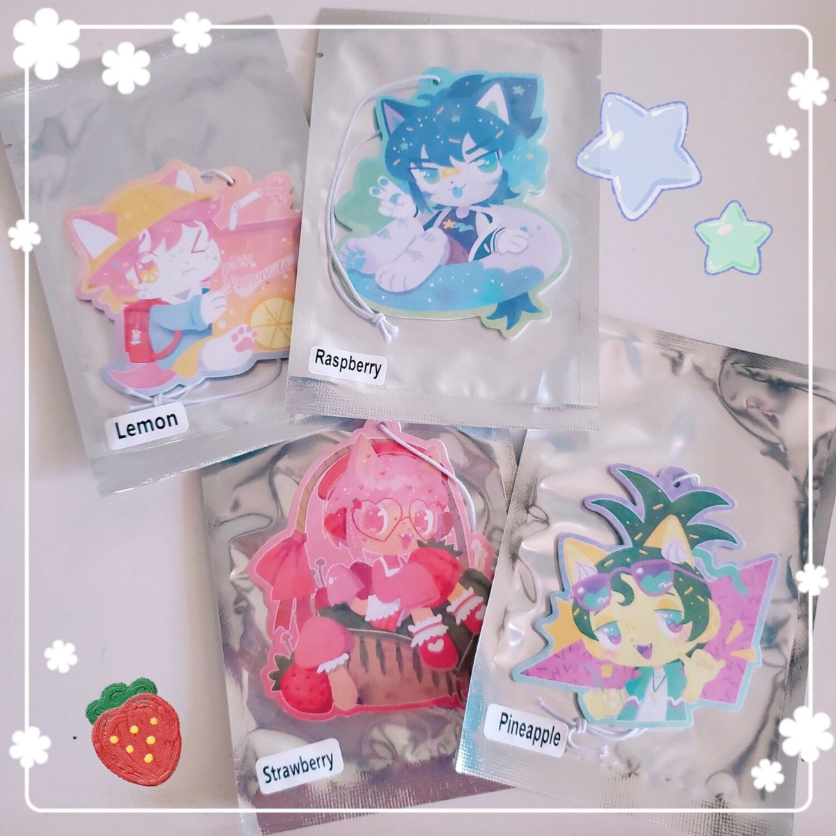 ⭐THE UPDATE IS READY!⭐
There's sooo many new things, including nyacaron (original character), twst, nu:carnival, jo/jo, hetero adventures, and more!
(more pics and link in thread)