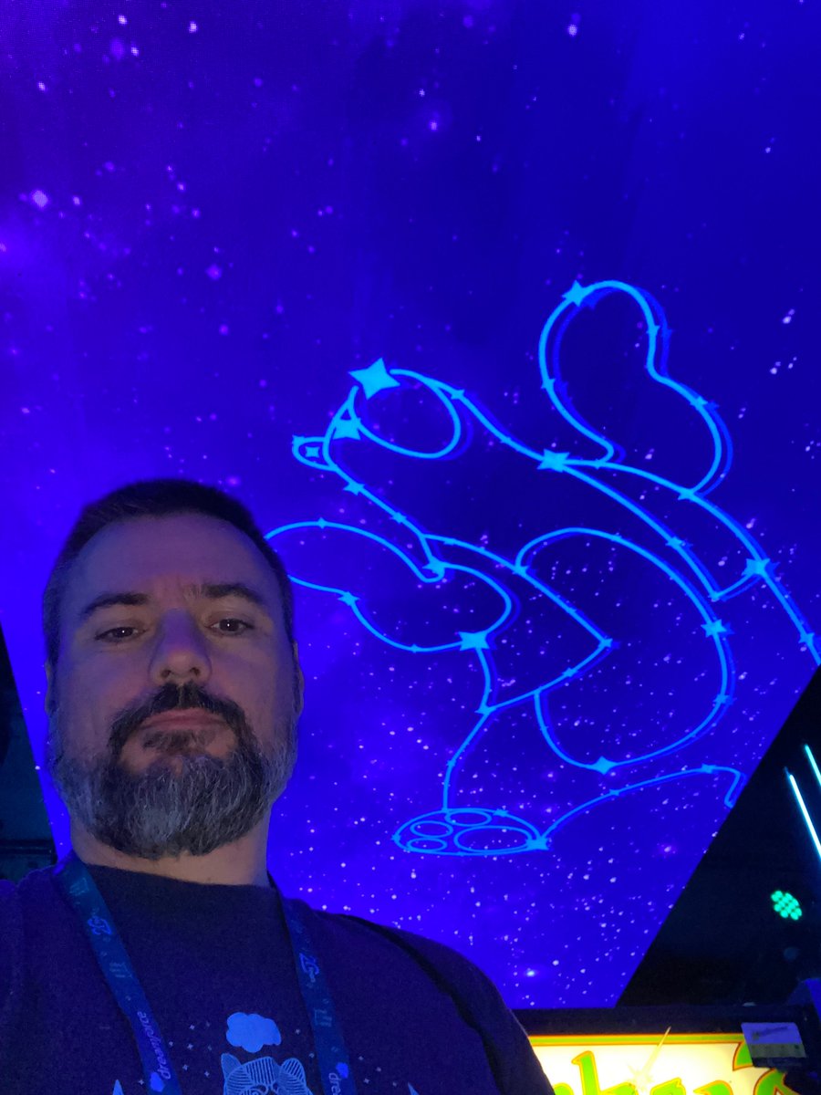 sfdcjames's tweet photo. Made it to #DF22 and Dev Day 0. Magical Codey ⭐️ https://t.co/xMd9YLVCH1