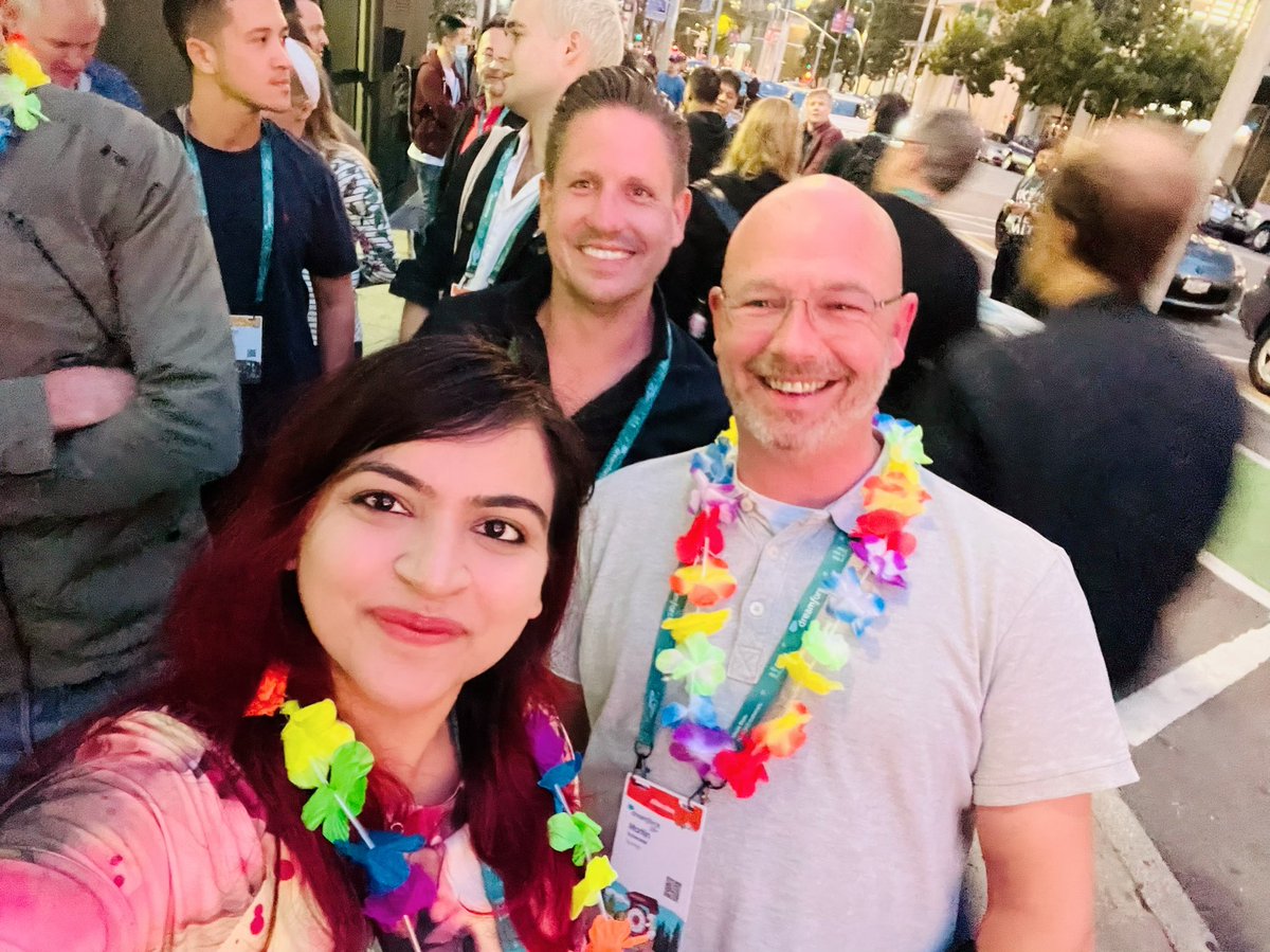 divs_dc's tweet photo. It was nice meeting u at @Dreamforce @Frankvanmeegen
#dreamforce #Salesforce #Salesforce #templesfo #devall-kind https://t.co/IjscRW00Da
