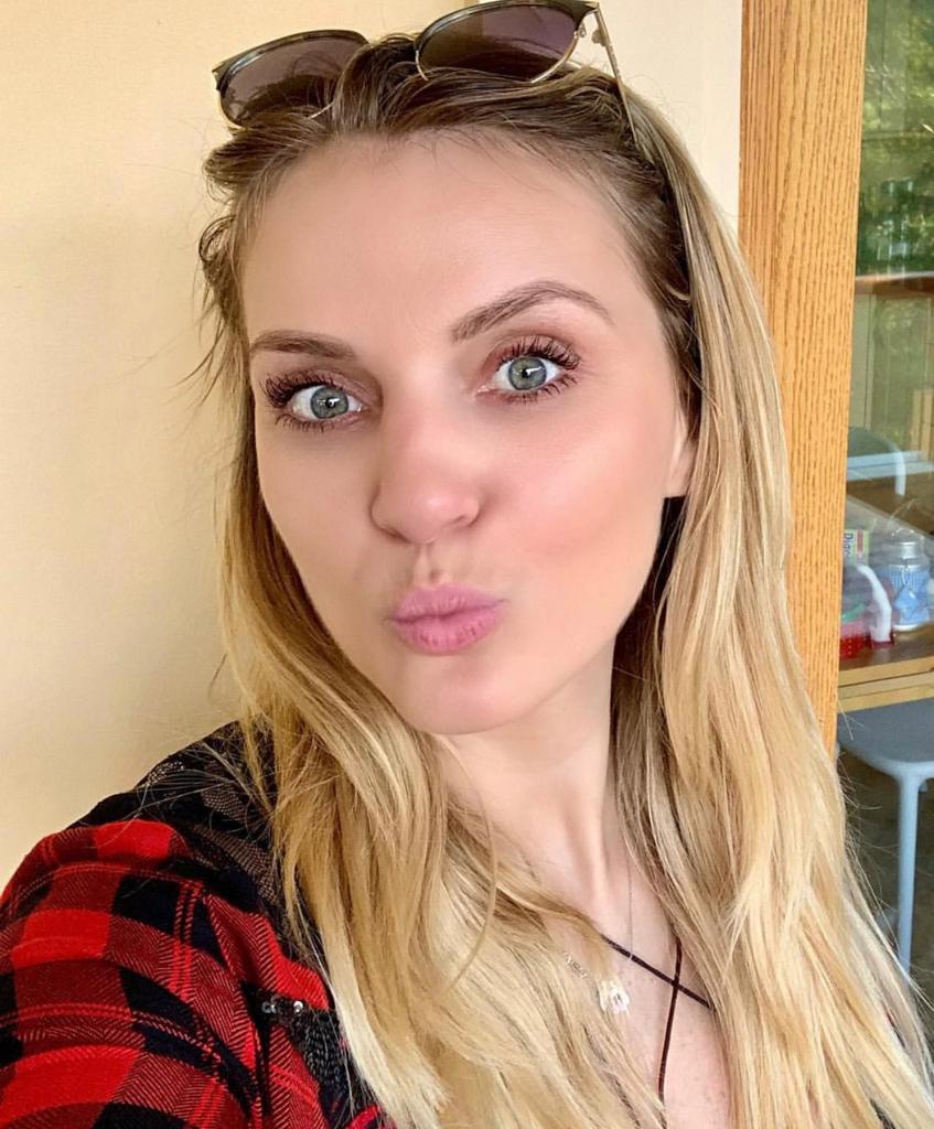 anna duchamps01 (@duchamps01) on Twitter photo 