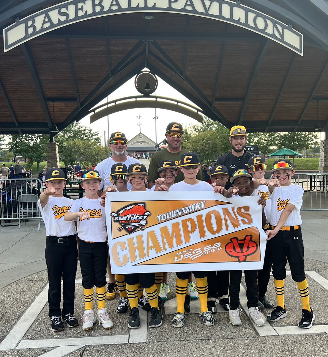 drumm0221's tweet photo. Great weekend of baseball! 5-0 on the weekend and another championship winning the USSSA Kentucky Fall State 10U Open tournament. #x2eat #usssa #fallstate #kykid #letsgo https://t.co/gXZKwOphwO