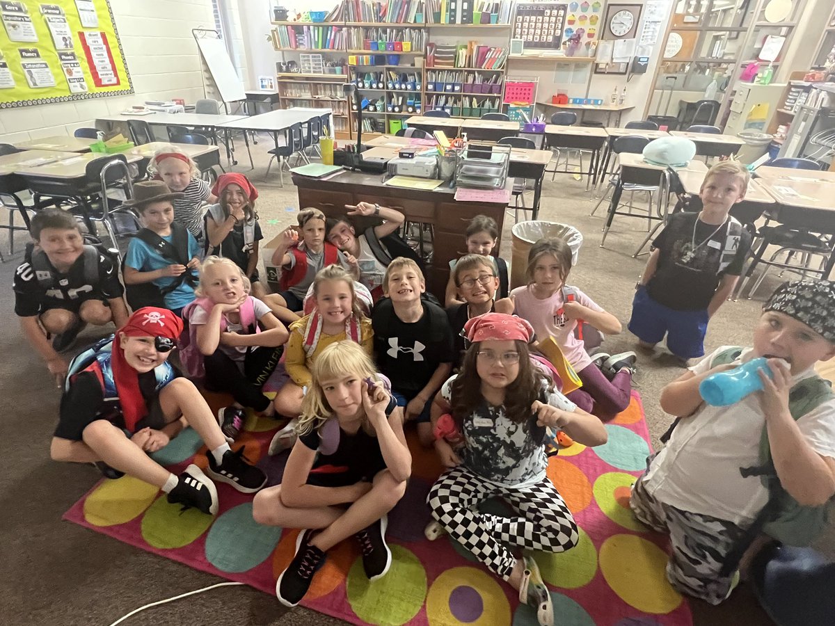 We loved celebrating “National Talk Like a Pirate Day” today! <a href="/hitchcock_mps/">Hitchcock Elementary</a> @MPSElemEd
