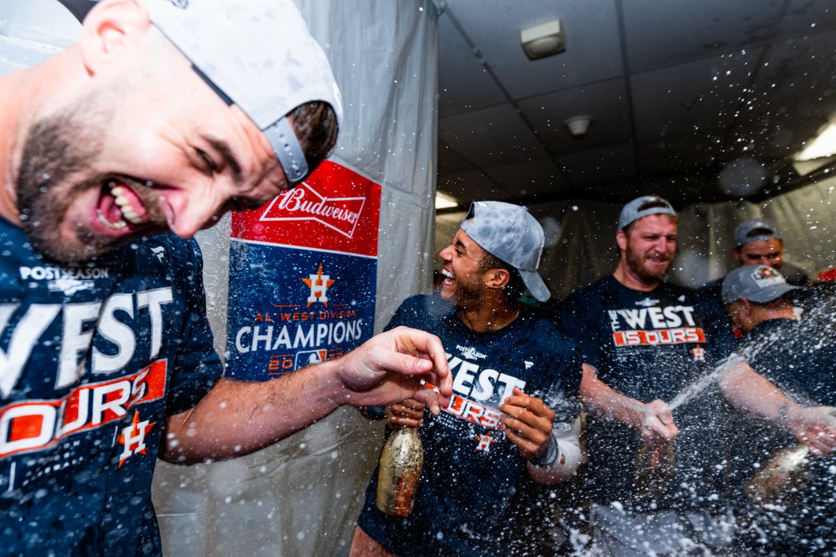 astros tweet picture