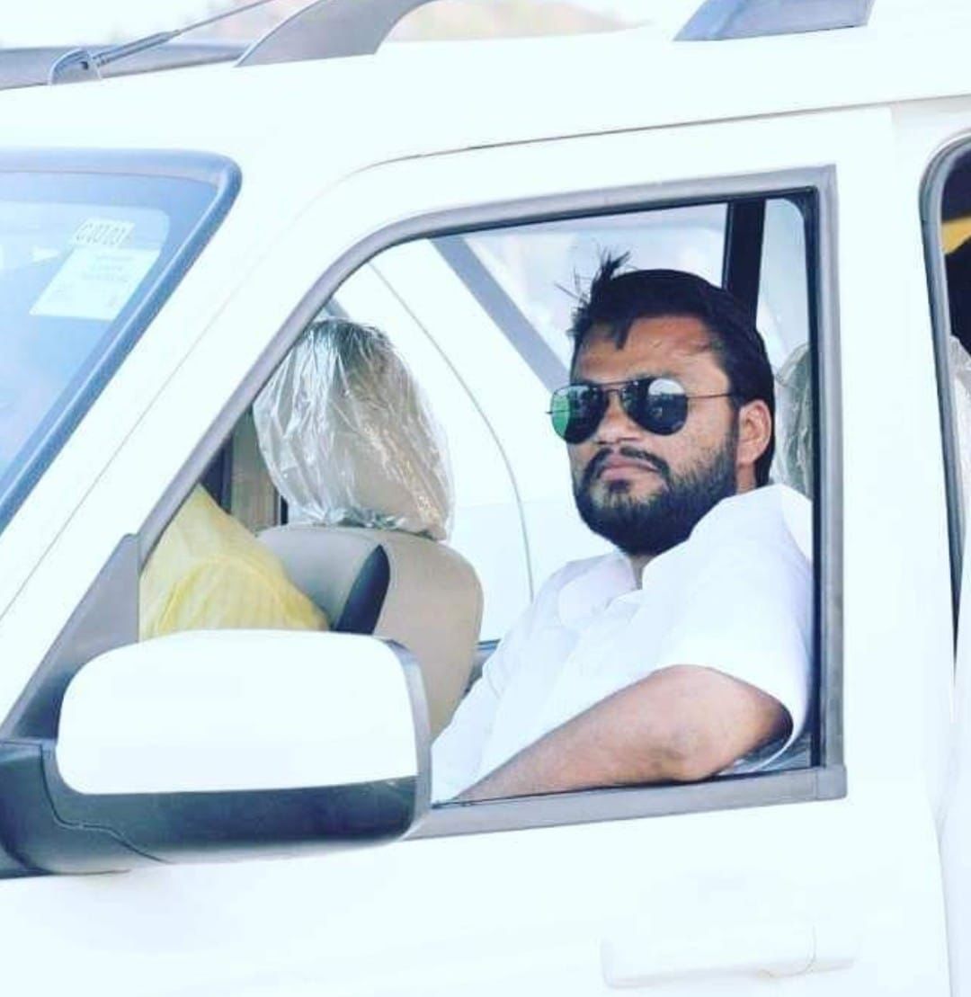 AnkitaK08984165's tweet photo. सोशल मीडिया पर अपनी अलग ही छवि रखने वाले श्री लोकेश भाईसाहब जी को जन्मदिन की हार्दिक शुभकामनाएं।

#HappyBirthdayLokeshSharma

#HBDLOKESHSHARMA

@_lokeshsharma https://t.co/qHyBQC3nQt