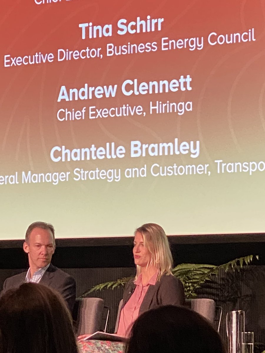 At the Climate Change and Business Conference, listening to a panel on energy supply <a href="/TinaSchirr/">Tina Schirr</a> @MikeBurrellNZ @nz_sbc the electrical system will be much bigger and grid will be different.