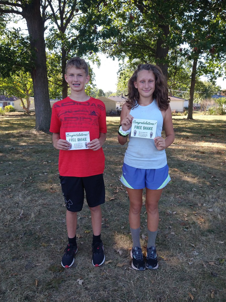 SMSXC1's tweet photo. Congratulations to our runners of the meet Conner and Kayle!! They both earned a free smoothie from @Nutritionhub! Keep up the great work and Go RAMS!!
@FR_Athletics @FRSimpsonSports https://t.co/eMCijLTExM