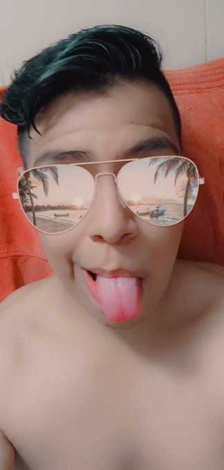 Benditos filtros de #SnapChat 🤣🤣 ya tengo uno nuevo pues el anterior muri&oacute; 😔😥 👻SC: octavio07231 (agreguen<a href="/tag/snapchat"class="tags">#SnapChat</a>