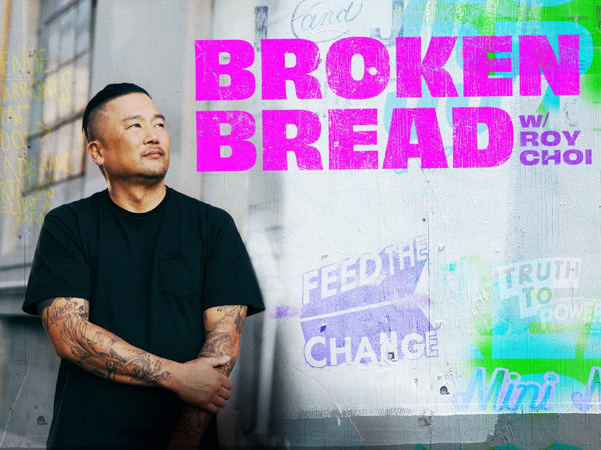 MrCCrespo's tweet photo. I’m just now discovering #BrokenBread with @ChefRoyChoi. Have y’all seen it?

It's really a useful show to start conversations with our students about health, sustainability, food deserts, and so much more! https://t.co/RRBf7dvEOU