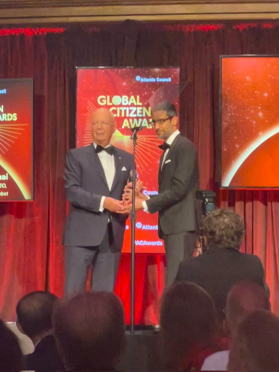 coreydu's tweet photo. Very proud evening watching my boss accept an @AtlanticCouncil Global Citizen Award for @Google's humanitarian work with Ukrainian refugees.
You can read Sundar Pichai's full acceptance speech below. #ACaward @lifeatgoogle https://t.co/eSOwcLS9l2 https://t.co/TCQpJJGbSC