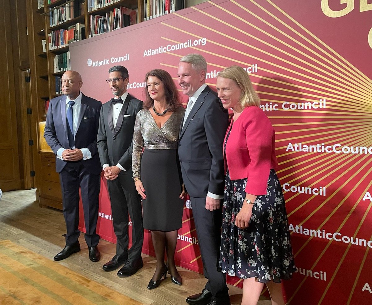 coreydu's tweet photo. Very proud evening watching my boss accept an @AtlanticCouncil Global Citizen Award for @Google's humanitarian work with Ukrainian refugees.
You can read Sundar Pichai's full acceptance speech below. #ACaward @lifeatgoogle https://t.co/eSOwcLS9l2 https://t.co/TCQpJJGbSC