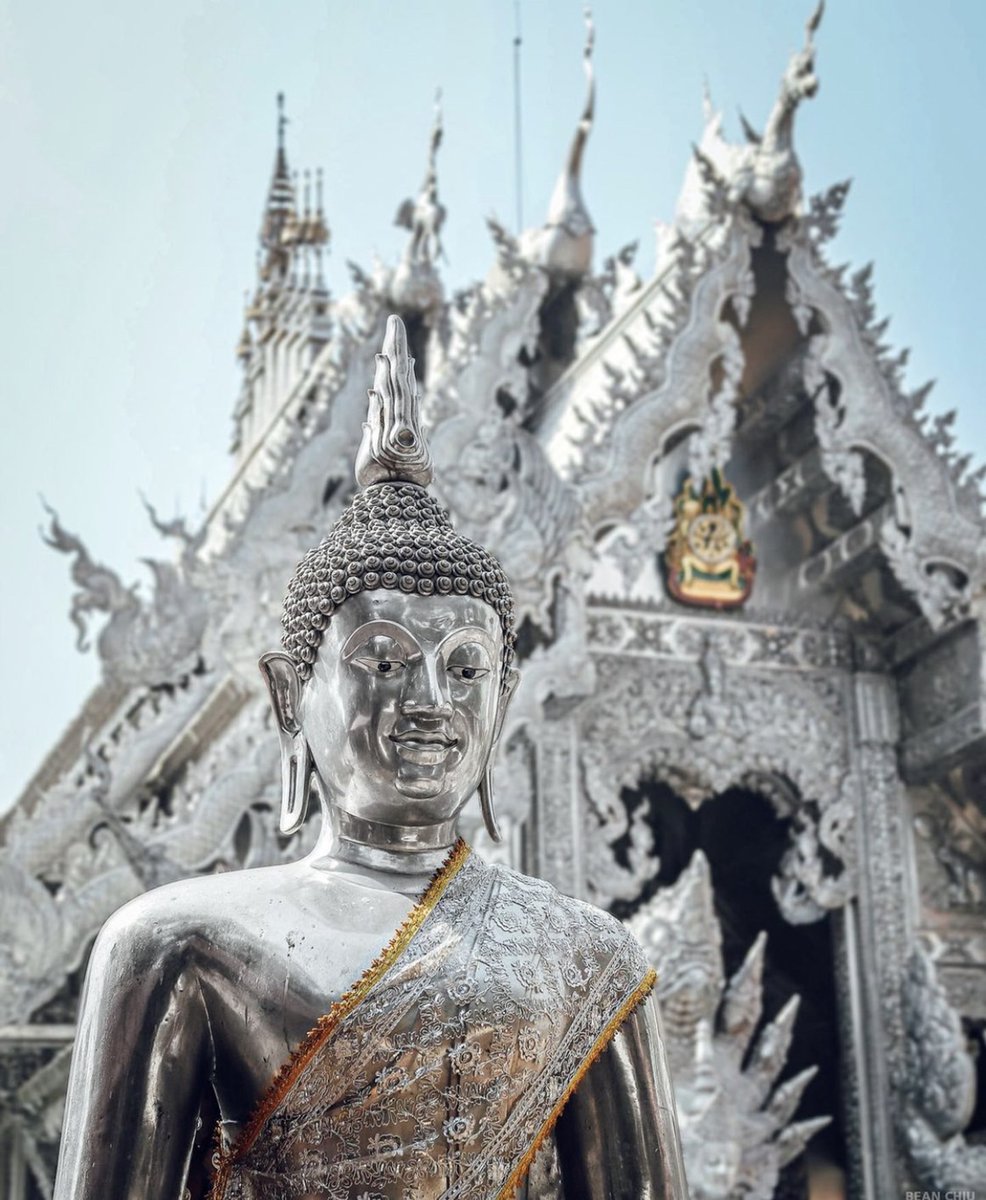 RandomAsia's tweet photo. Beautiful silver temple in Chiang Mai✈️🌄🌅🌾🌼 3 days 2 nights only 2,123 Baht 

More details: https://t.co/Ip1CUYcqhk

#randomtravelasia #Thailand #chiangmai #nature #holiday #takeabreak #Watsrisuphan #culture #silvertemple https://t.co/3Tv4z16GHY
