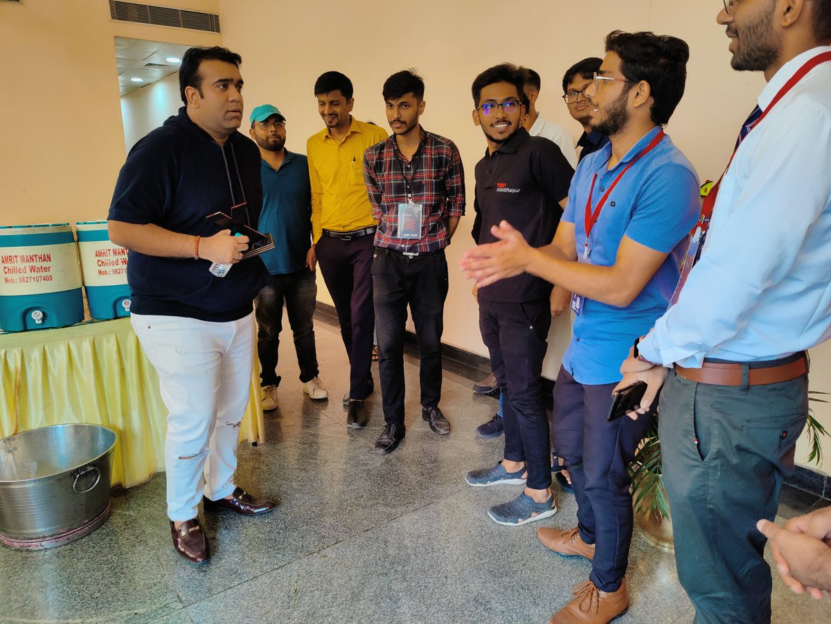 sankhala_darsh's tweet image. After my @TEDx @TEDTalks talking with AIIMS Students..
#Darshan #darshansankhala #tedx