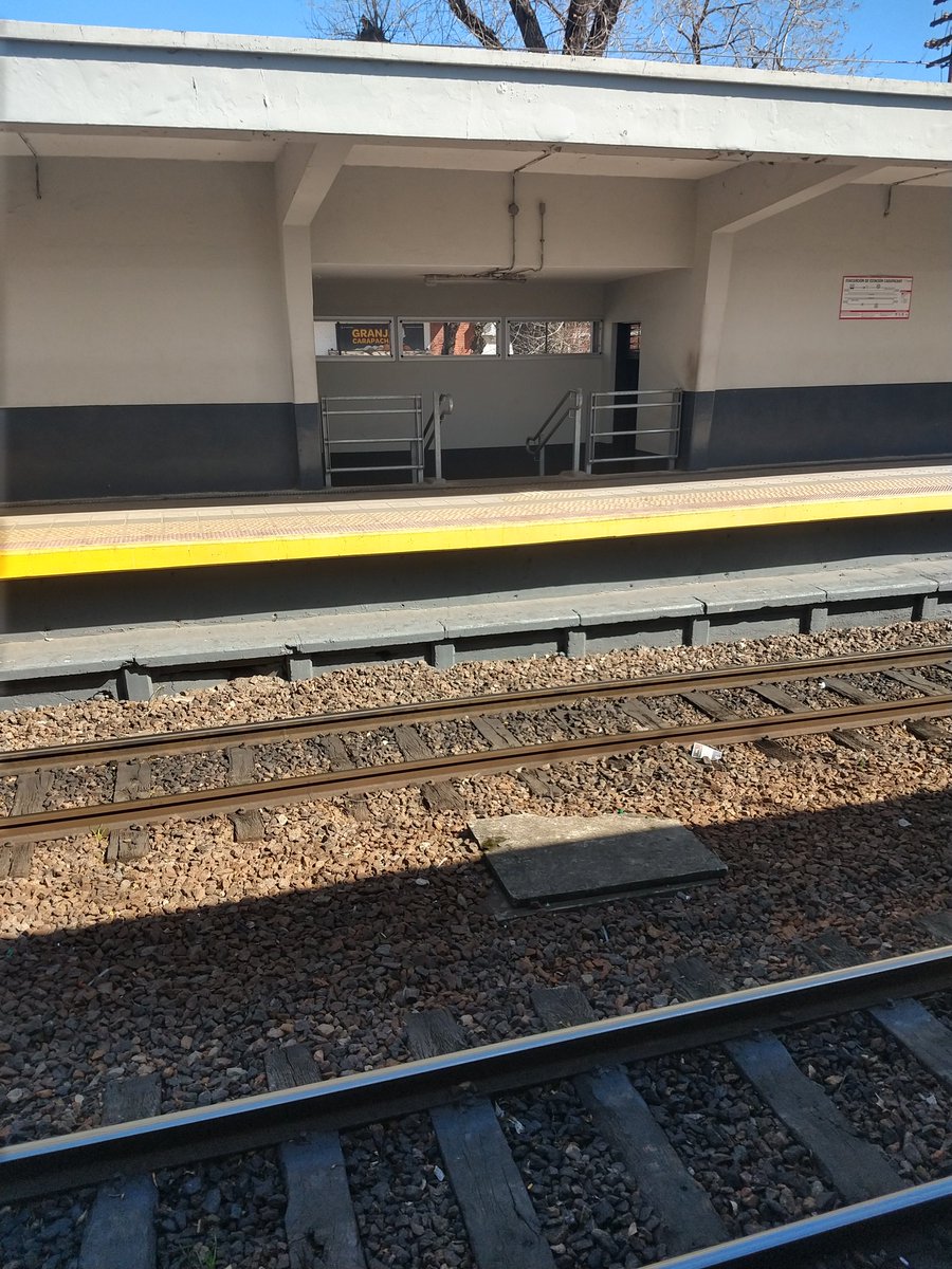 Teterasbaires tweet media