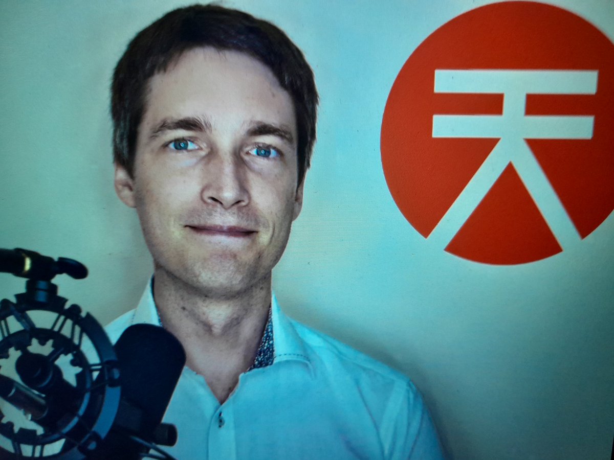 alecalectoris's tweet photo. look at this happy dev 💞 big things coming for #XOR #ソラ #PSWAP 🪷 @M4K070 🎌 https://t.co/n8xZqYDOzi