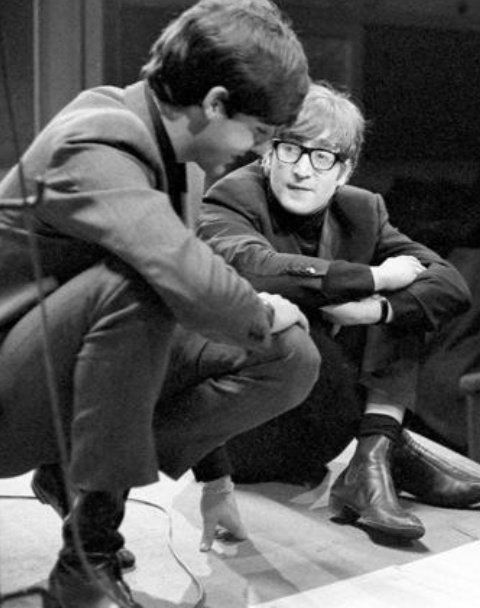 Melina 🍏 tweet media