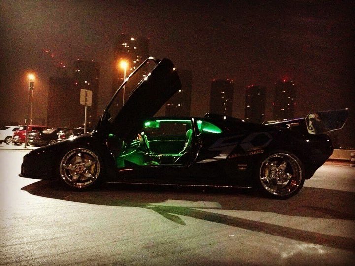morohoshi_7777's tweet photo. ⭐️ストロベリー号⭐️
⭐️ブラックベリー号⭐️
(ブルーブル号)
#lamborghini #ランボルギーニ #morohoshi #諸星伸一 #fightingstar #ファイティングスター #fsbk #カスタム #スワロフスキー #swarovski #tokyo #japan https://t.co/qR6FDmL2xl