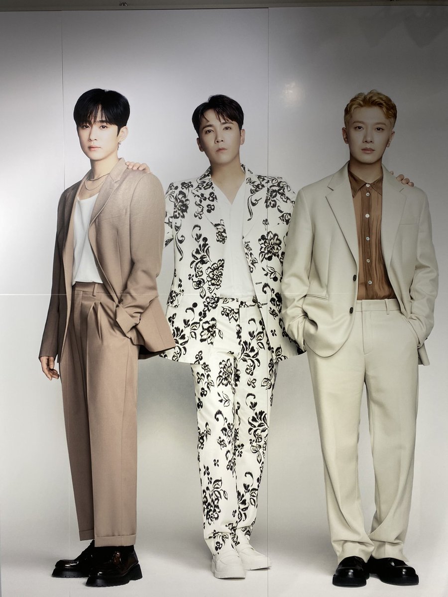 ftft1217's tweet photo. FTISLAND
19th Single 『DOOR』 09.21  Release

タワーレコード渋谷店 https://t.co/Ai2cBirLEm