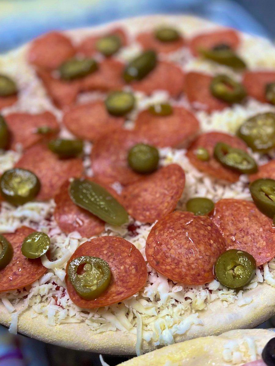 MonstrousPizza's tweet photo. The classic pepperoni &amp; jalapeño pizza #beforeandafter 

Order online ( https://t.co/ffA1JXw14p ) or call us at 626-339-2100.  We’re open everyday, 10am-9pm for pick-up or delivery. #monstrouspizza #bestpizzaintown #covina https://t.co/Oco80hxaQA