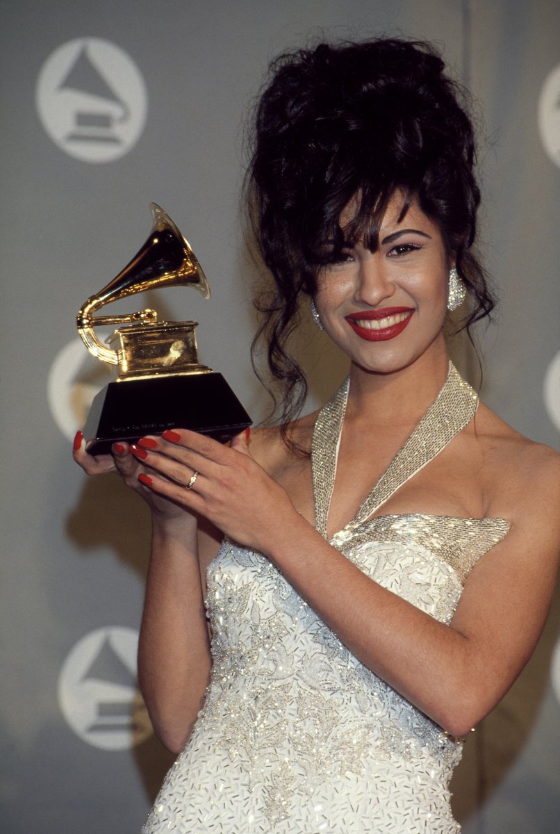 Grammy award-winner Selena Quintanilla paved the way for Tejano music artists as well as becoming an emblem of possibility and hope for young women of color everywhere. She was considered  the “Queen Of Tejano Music.” 

#HispanicHeritageMonth https://t.co/gYA55BtXKG