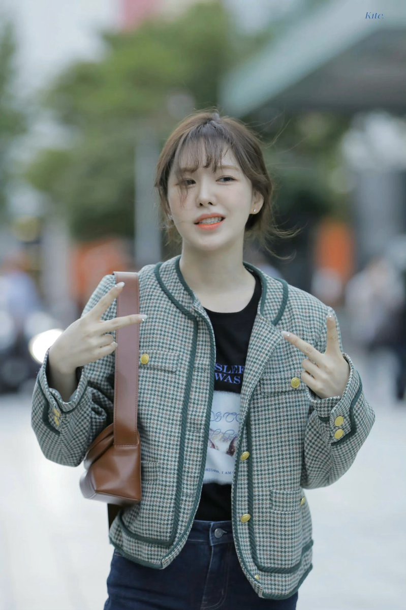 hohoho_0323's tweet photo. cool胜完😚
#WENDY #웬디 #WendysYoungstreet https://t.co/G0WEWBXMqa