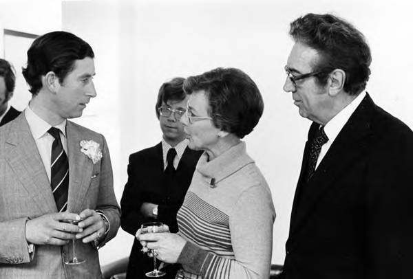 EncyCle_'s tweet photo. Mayor Ralph Perk meets @hmkingcharles3 during
his visit to #Cleveland, Ohio in 1977. Betty Waetjen is in the middle. Photo credit: @Cleve_Memory 

#cwru #CleStartsHere https://t.co/mvn5dcI41B