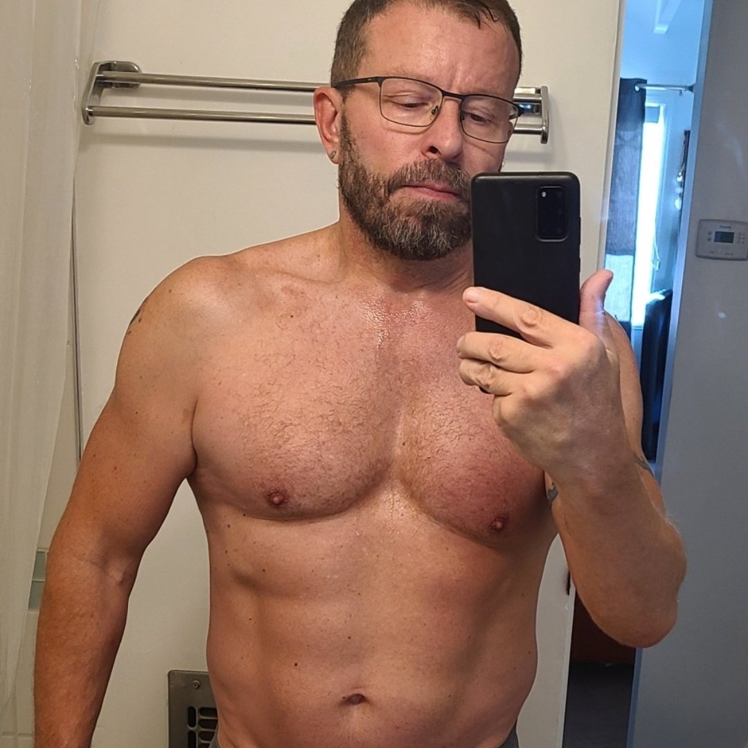 DougDangerfield's tweet photo. #NewProfilePic https://t.co/FFnb26kf26