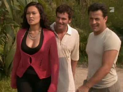 k50cullen's tweet photo. In 1999 and 23 Years Ago, #RelicHunter premiered in Syndication on this day and here's hoping they get a Revival in the future RT and Like if you remember this show. (@TiaCarrere, @ChristienAnholt, @LindyBooth, @TanjaReichert, @GilGrant, #JayFirestone, #AdamHaight, https://t.co/hxVmbwgYsy