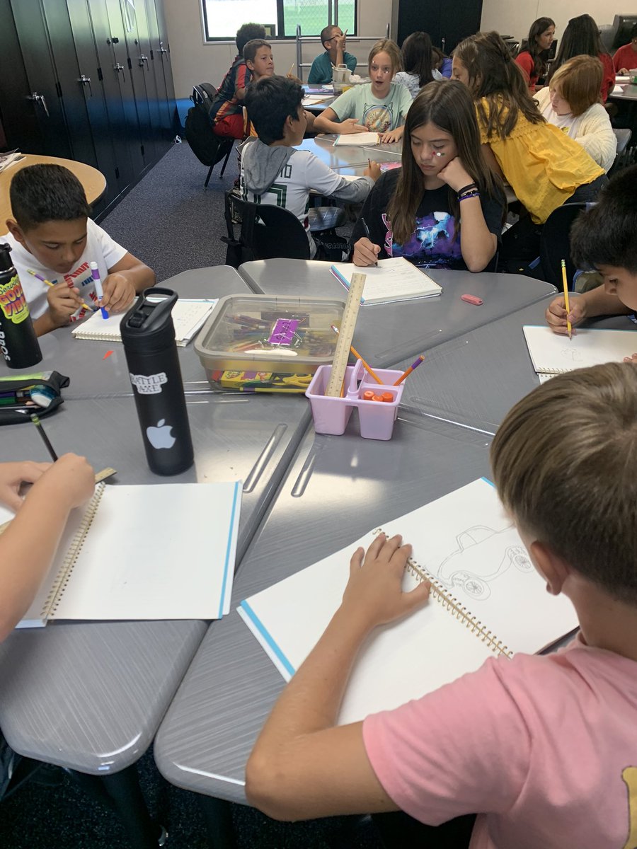 jenlsanders's tweet image. So much fun getting to teach 6th great art while students learn to develop their skills. #ibmyp #greatertogether #ibarts @SCIABEARS @IBinBSD