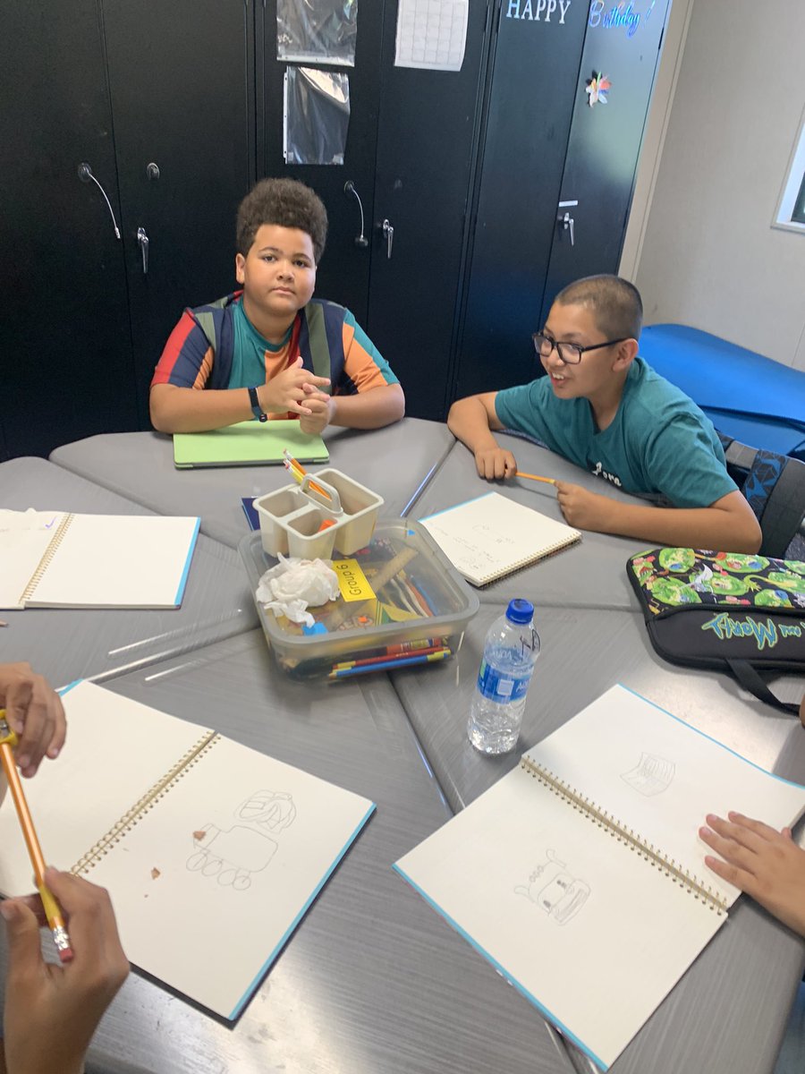 jenlsanders's tweet image. So much fun getting to teach 6th great art while students learn to develop their skills. #ibmyp #greatertogether #ibarts @SCIABEARS @IBinBSD