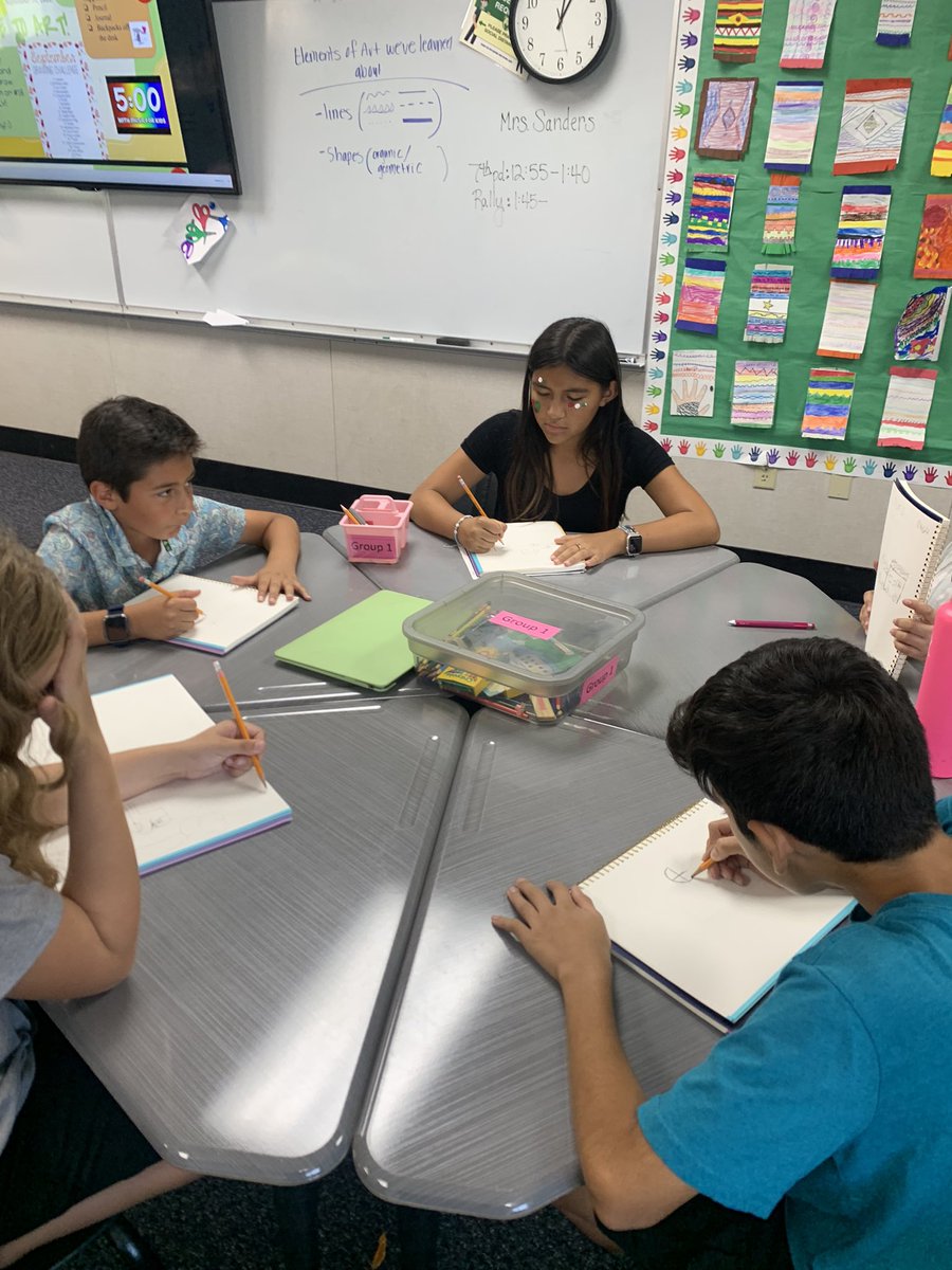jenlsanders's tweet image. So much fun getting to teach 6th great art while students learn to develop their skills. #ibmyp #greatertogether #ibarts @SCIABEARS @IBinBSD