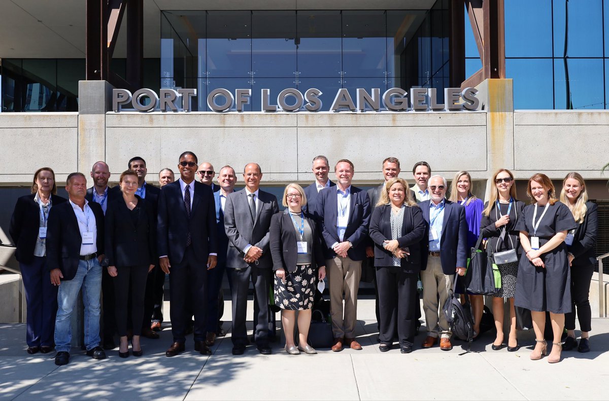 A #TeamFinland business delegation led by Permanent Secretary <a href="/Kivimakim/">Minna Kivimäki</a> visited the <a href="/PortofLA/">Port of Los Angeles</a> and met with representatives working on sustainability, environmental management, and trade development. What a great start for the week! <a href="/lvmfi/">LVM</a> <a href="/ITS_Finland/">ITS Finland</a> <a href="/BusinessFinland/">Business Finland</a>