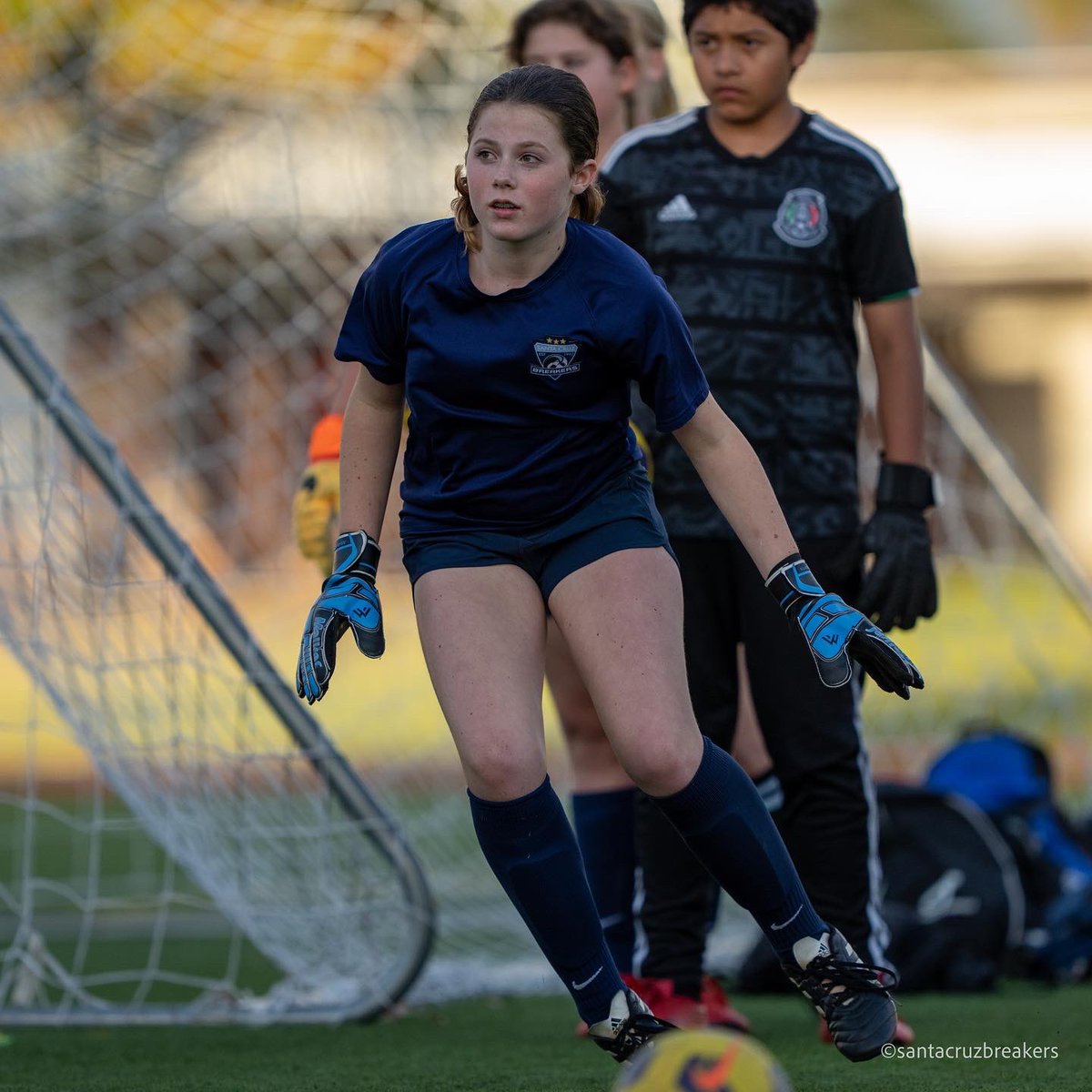 santacruzutdfc's tweet photo. π§€ Goalkeeper training π§€
#santacruzbreakers #norcalpremier #npl #soccer #youthsoccer #santacruz #aptostide #girlssoccer #goalkeeper #training #goalietraining https://t.co/pMBbmcROeJ