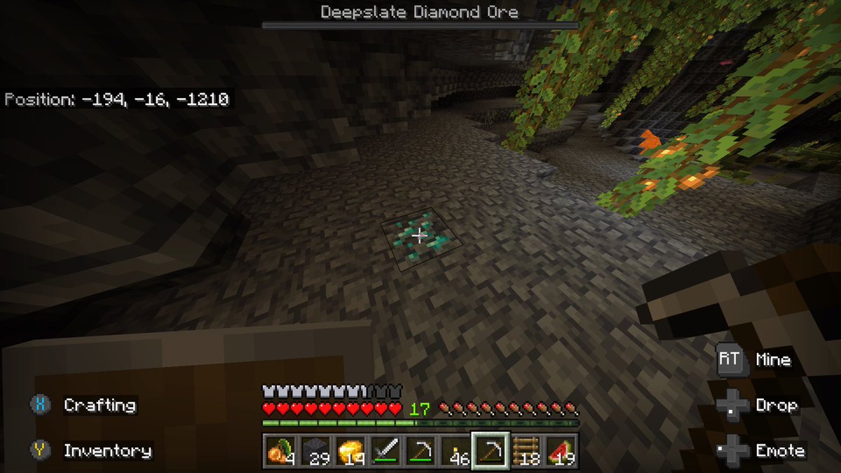 zerpanon's tweet photo. What’s this, random diamond deposit found on the surface of the cave floor?

Don’t mind if I do! 
@gadget78 @effofexx https://t.co/QYd6vQKvNX